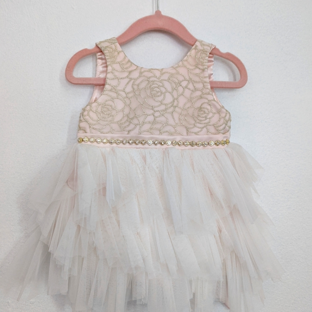 Girls dress